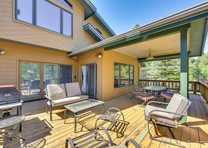 Сasa de vacaciones Forested In W/ Large Deck & Grill! *