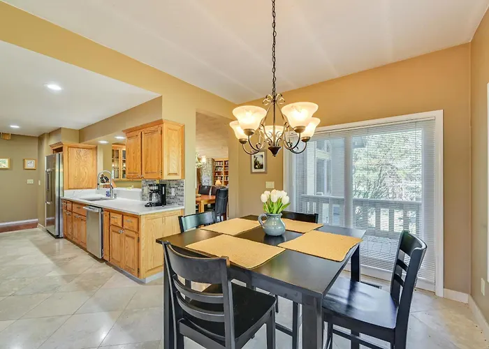 Forested In W/ Large Deck & Grill! Flagstaff